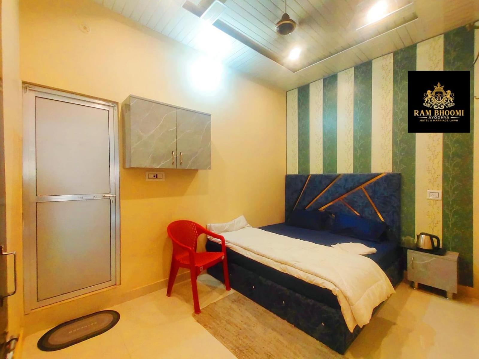 Hotel Rambhoomi Ayodhya Quarto foto